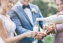 How Much Alcohol Should You Buy for 100 Wedding Guests?